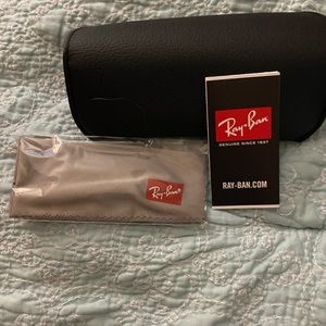 Ray Ban Sunglass Case w cleaning cloth